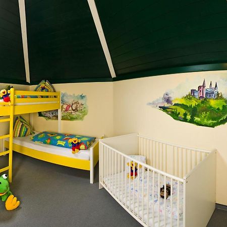 Smileys Kinderhotel Trebesing ภายนอก รูปภาพ