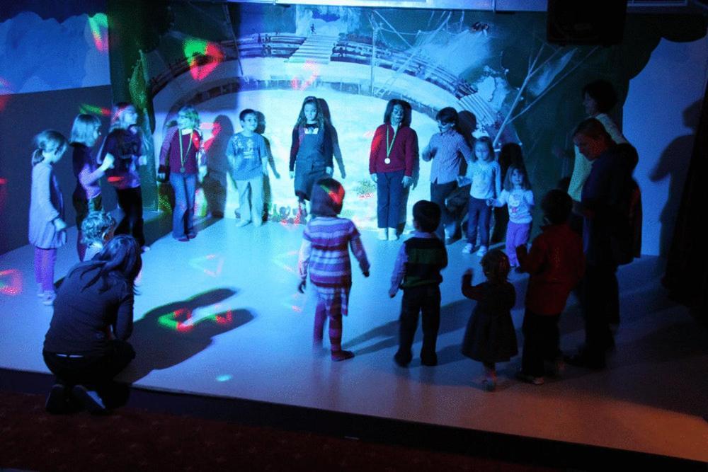 Smileys Kinderhotel Trebesing ภายนอก รูปภาพ