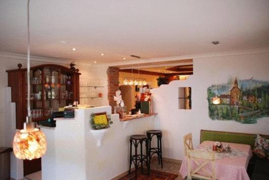 Smileys Kinderhotel Trebesing ภายนอก รูปภาพ