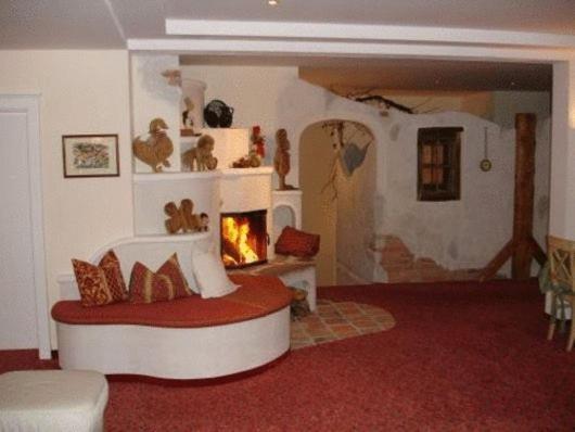 Smileys Kinderhotel Trebesing ภายนอก รูปภาพ